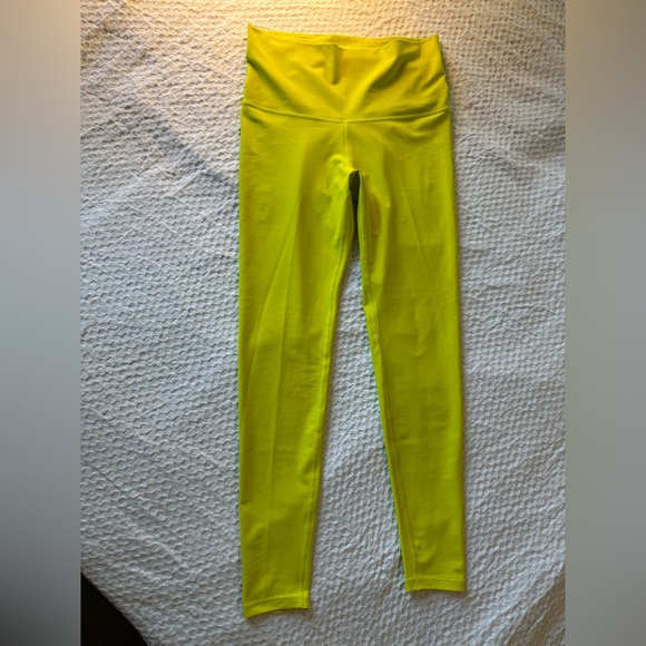 Old Navy Neon Yellow Active Powersoft Activewear Legging & Sports Bra Set - Picture 3 of 10